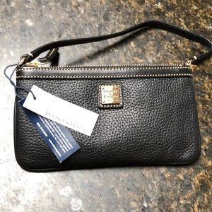 Dooney & Bourke wristlet